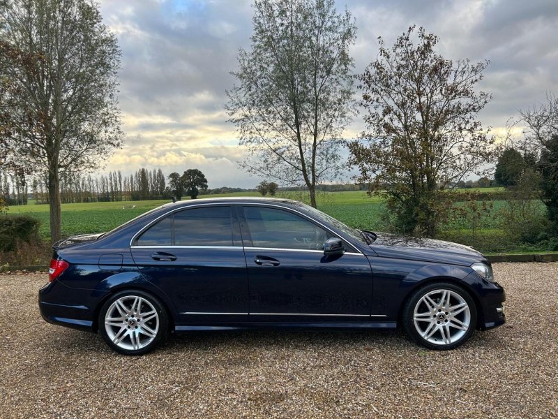 MERCEDES-BENZ C CLASS 2.1 C220 CDI BlueEfficiency AMG Sport Plus G-Tronic+ Euro 5 (s/s) 4dr