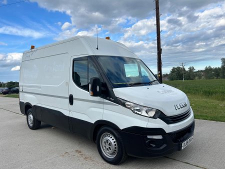 IVECO DAILY 2.3 TD 12V 35S 3520 (Business) L2 5dr